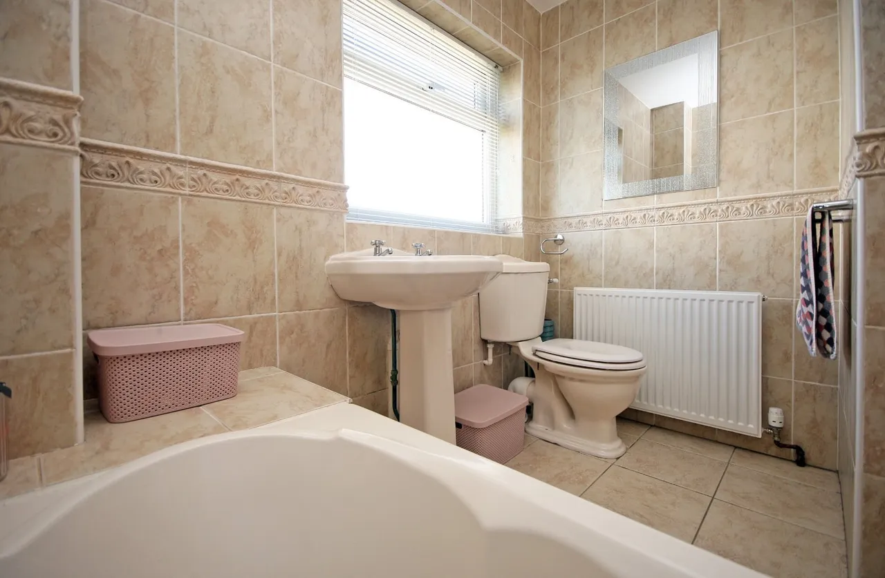 Mill Lodge Estate, Llandegfan, photo 10