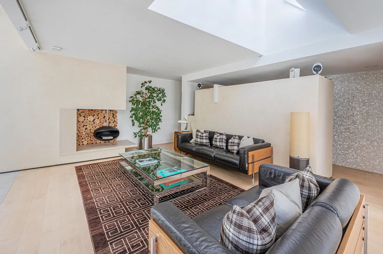 Studio 2, 2 Branch Road, London, photo 6