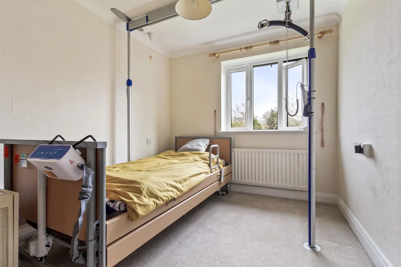 Offington Lane, Worthing, photo 6