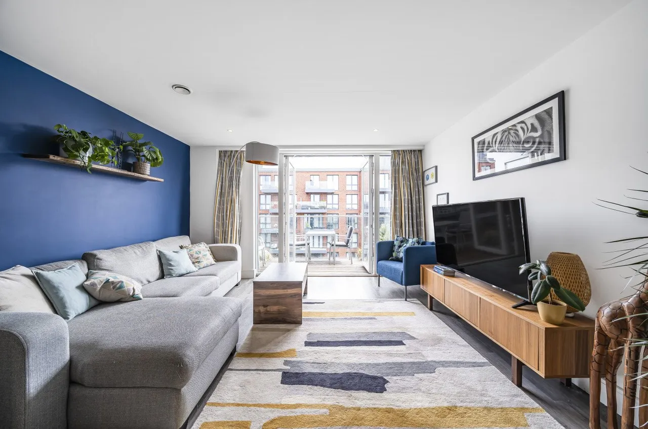 Gaumont Place, Streatham Hill, London, SW2, photo 3