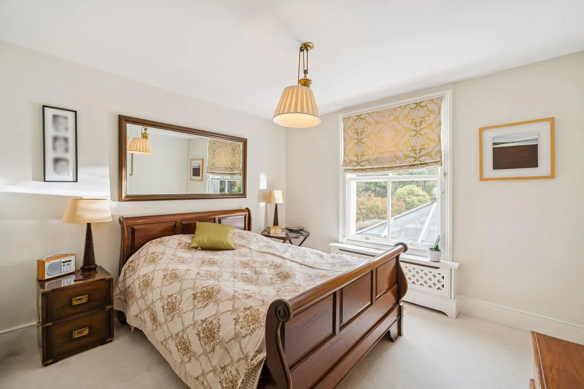 Nicosia Road, London, SW18, photo 17