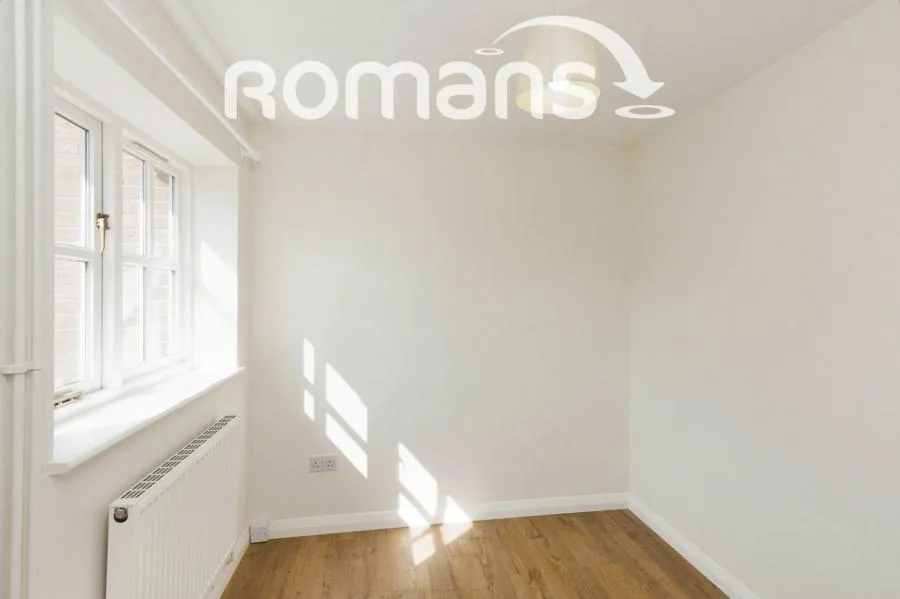 Gander Drive, Basingstoke, RG24, photo 8