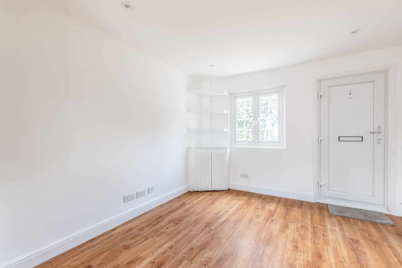 Albert Cottages, Clewer Hill Road, Windsor, Berkshire, SL4 4BT, photo 5