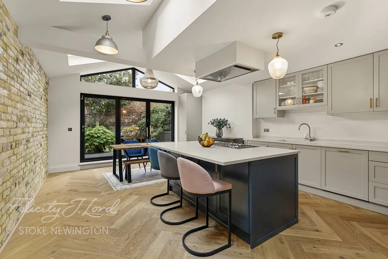 Windus Road, London, N16, photo 10