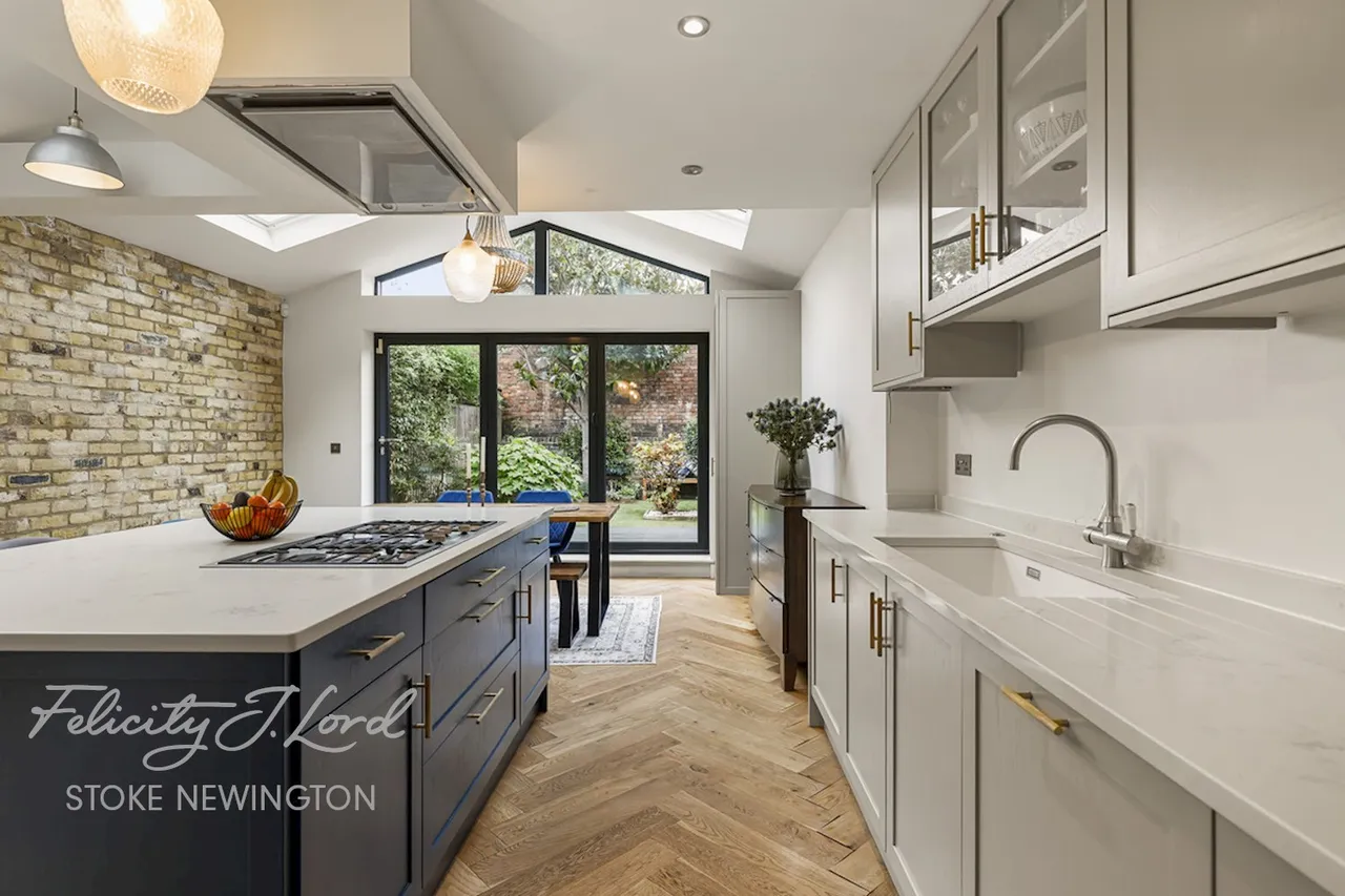 Windus Road, London, N16, photo 3