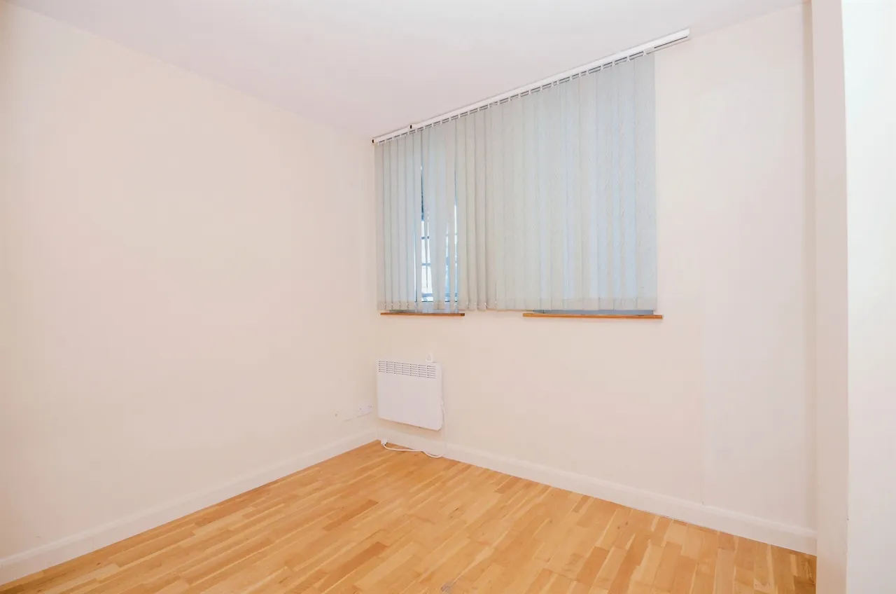Lyon Road, Harrow, HA1, photo 5