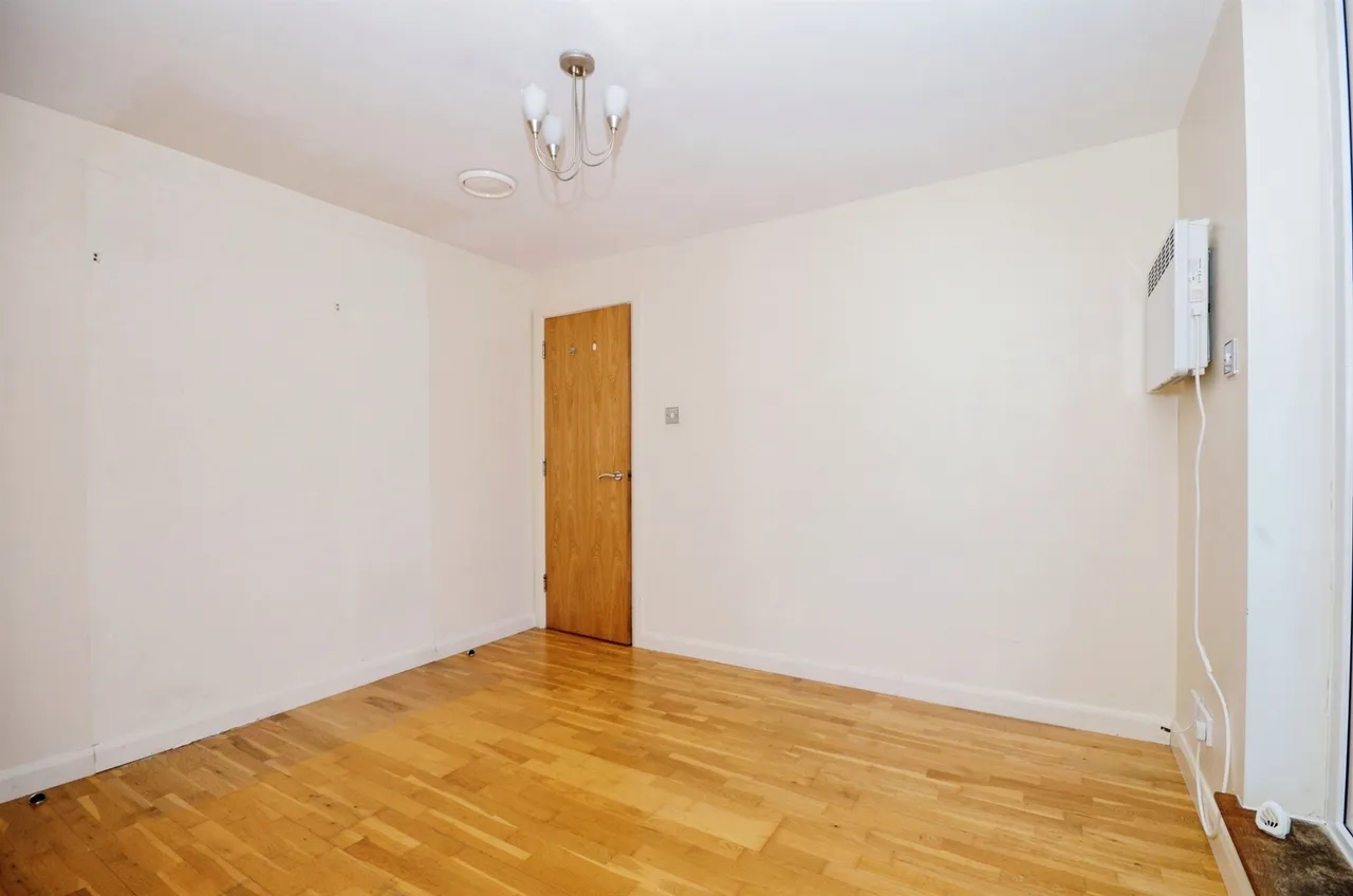 Lyon Road, Harrow, HA1, photo 11