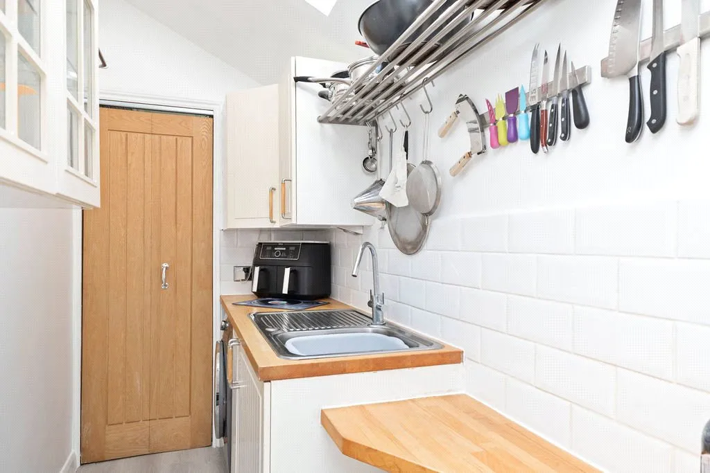 Kings Road, Haslemere, GU27, photo 11