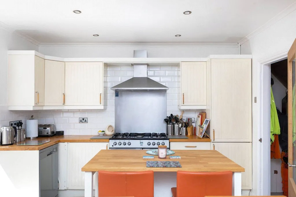 Kings Road, Haslemere, GU27, photo 5