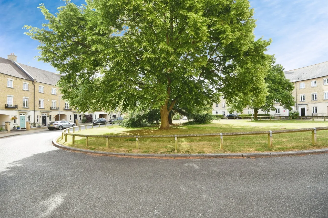 Mary Ruck Way, Black Notley, CM77, photo 11
