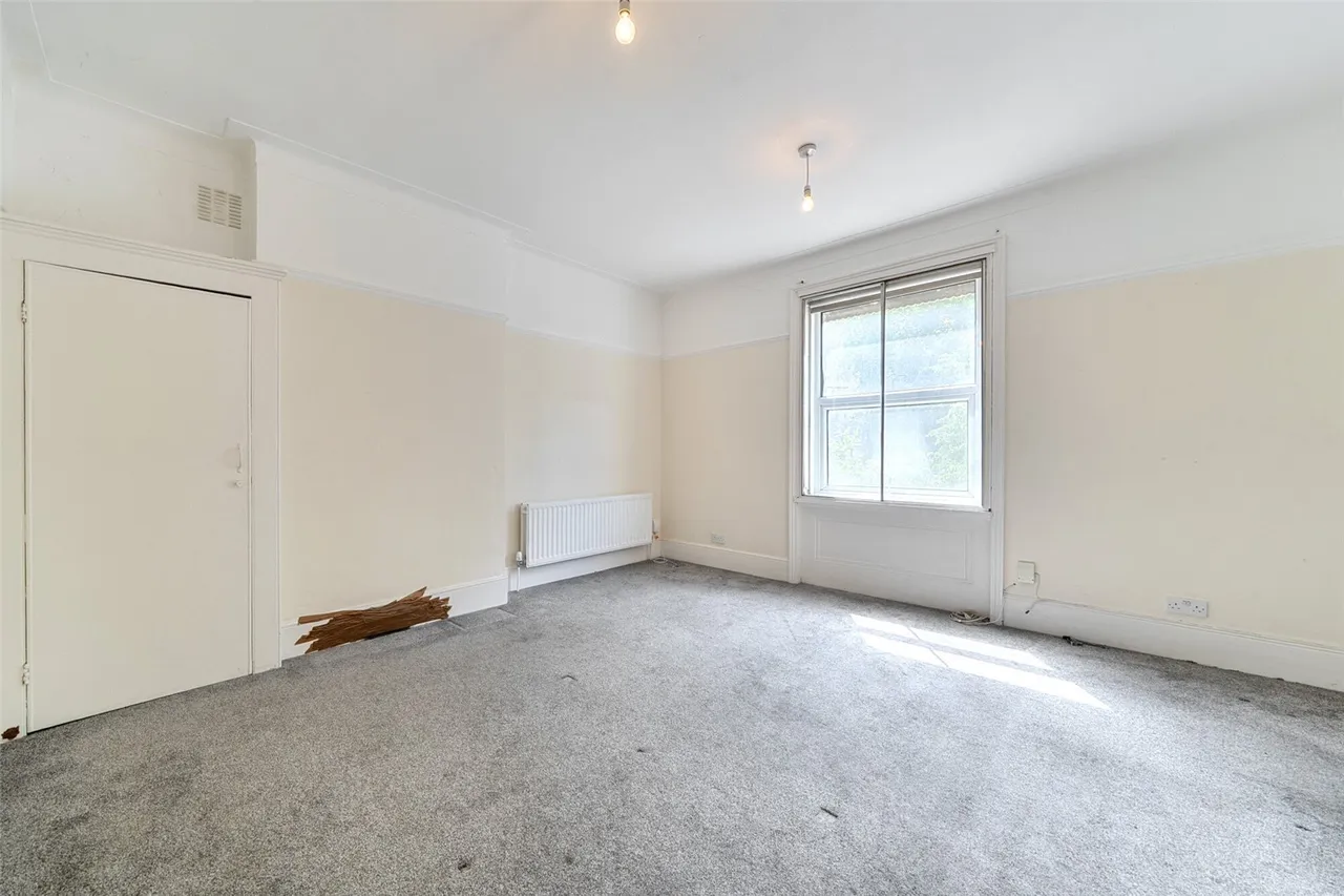 Lordship Lane, SE22, photo 17