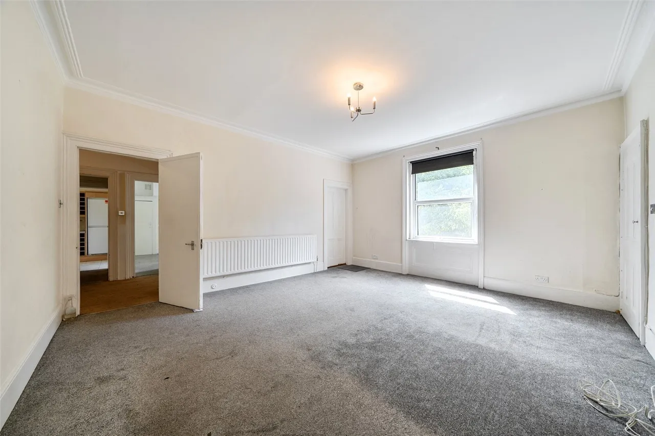 Lordship Lane, SE22, photo 19