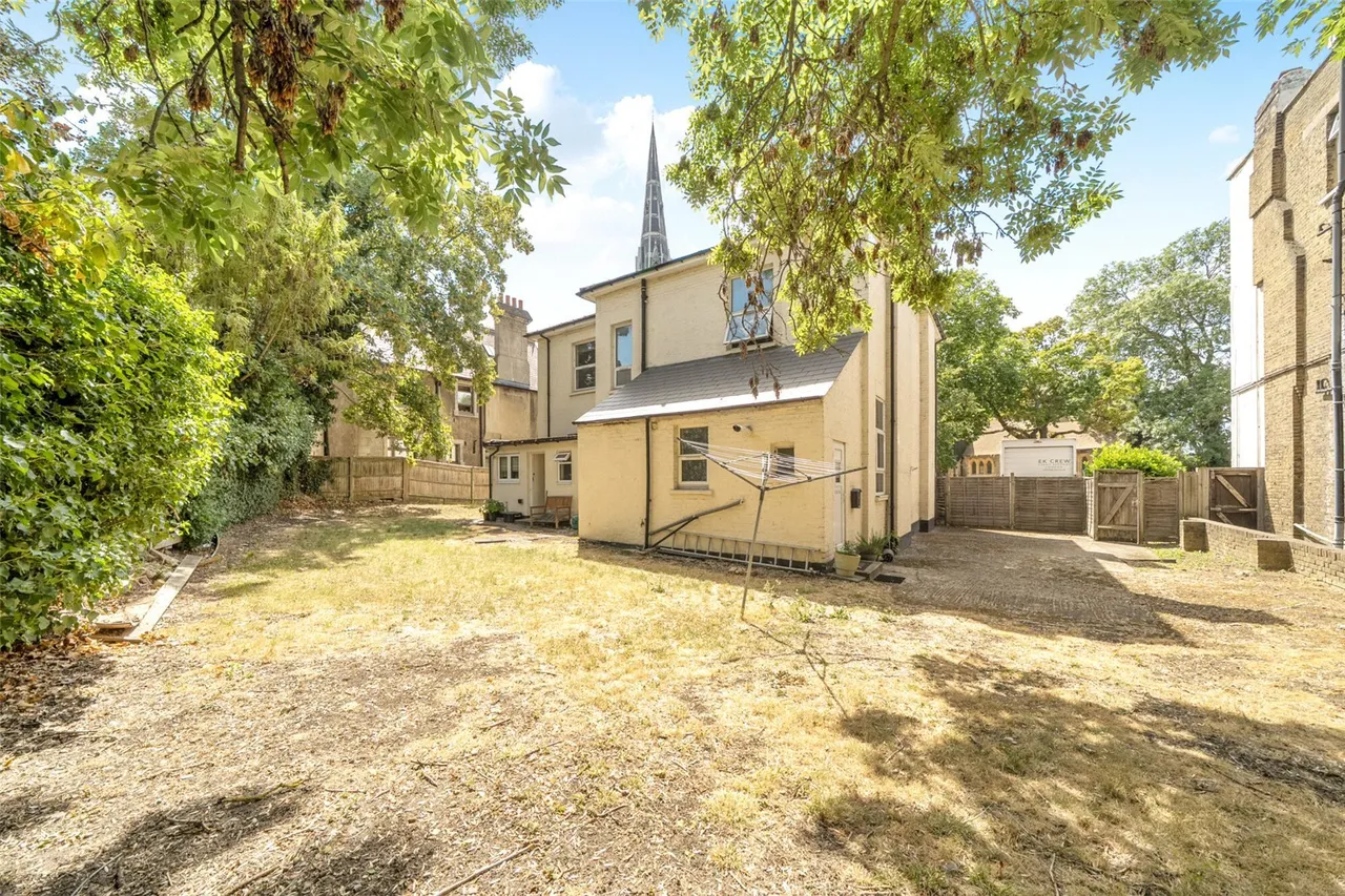 Lordship Lane, SE22, photo 2