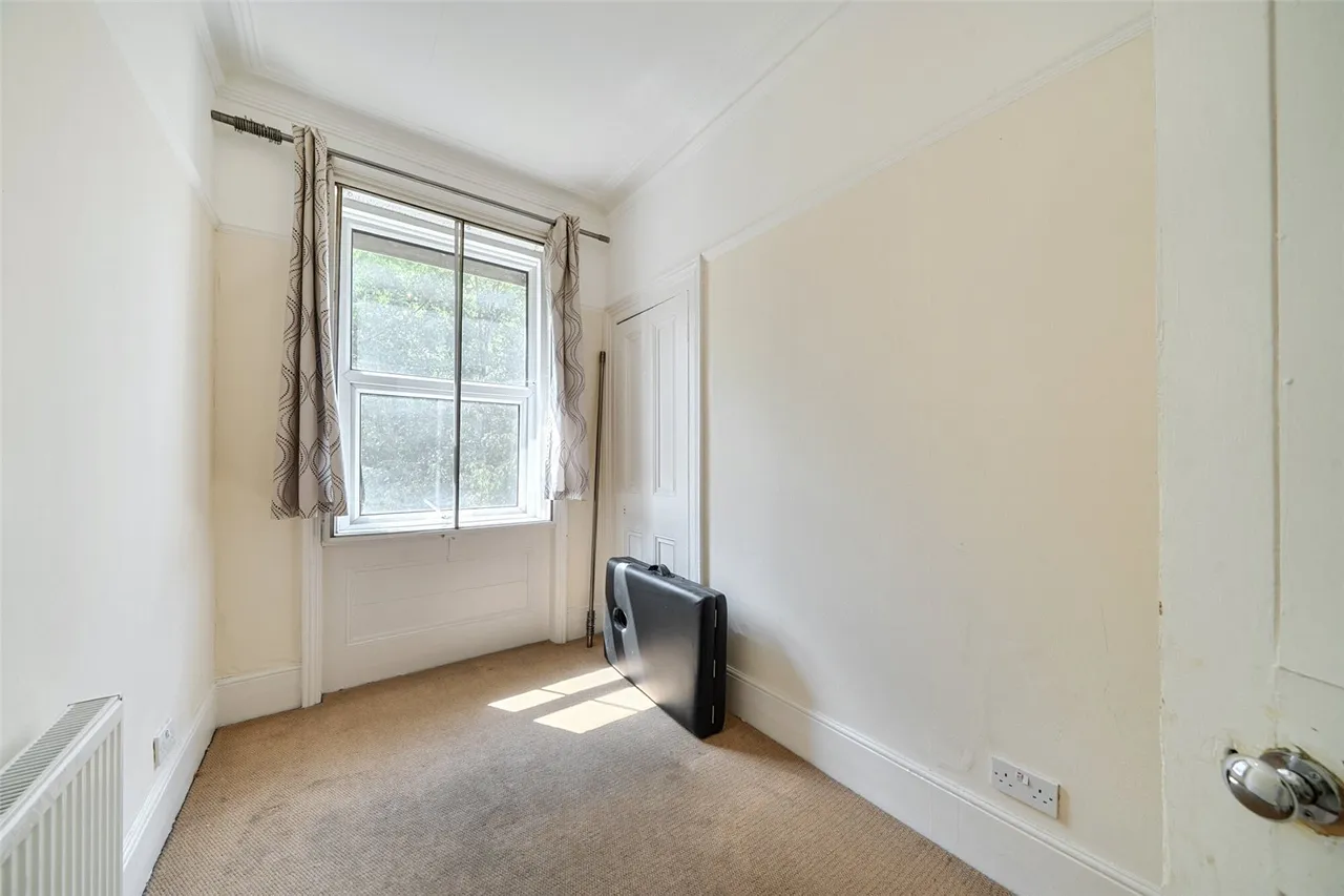 Lordship Lane, SE22, photo 14