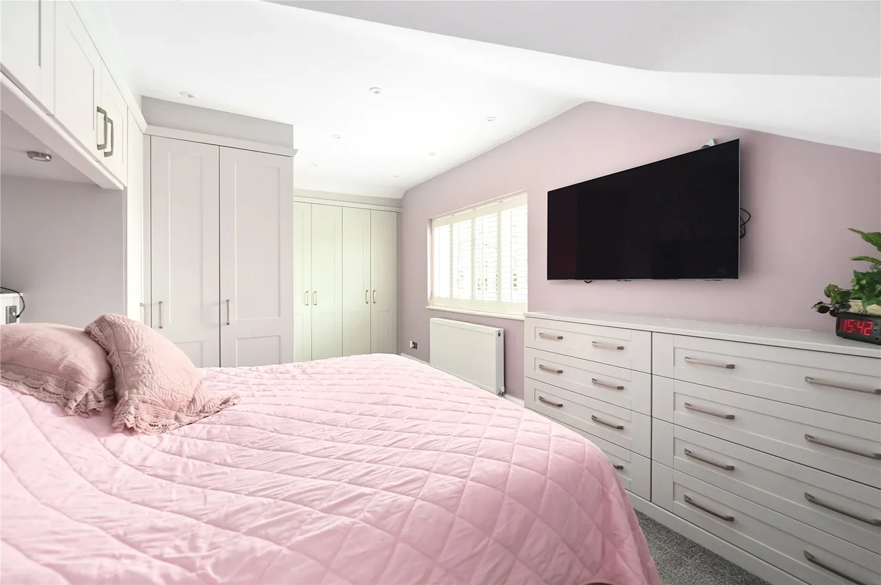 School Road, Ashford, TW15, photo 17