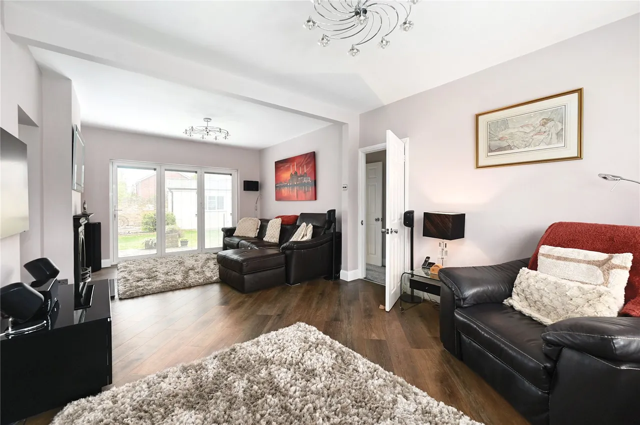 School Road, Ashford, TW15, photo 13