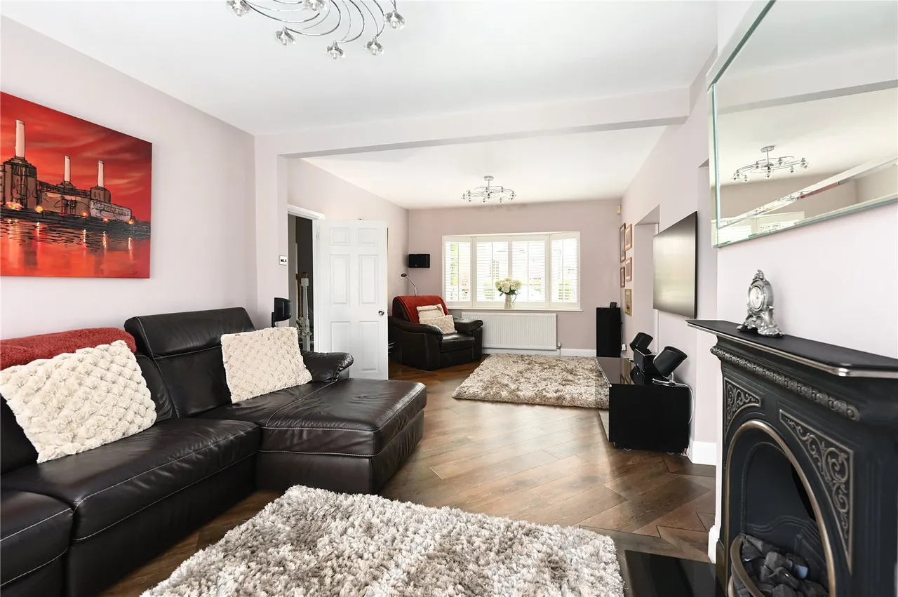 School Road, Ashford, TW15, photo 2