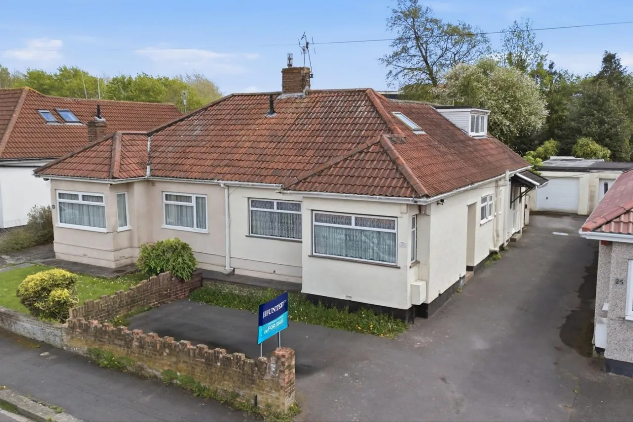 3 bed house for sale — Petherton Gardens, Bristol