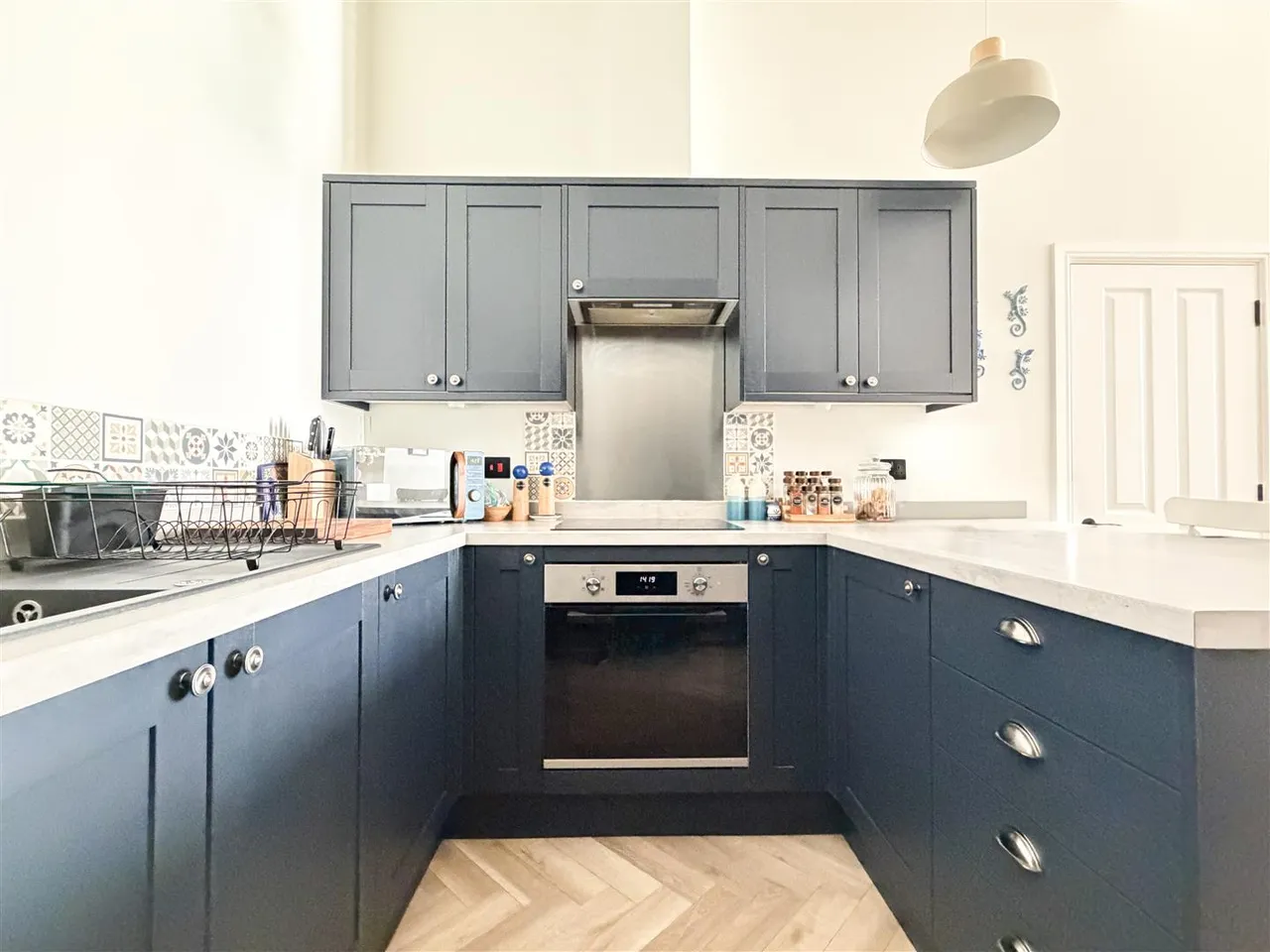 25 Burlington Place, Eastbourne, BN21 4FF, photo 8