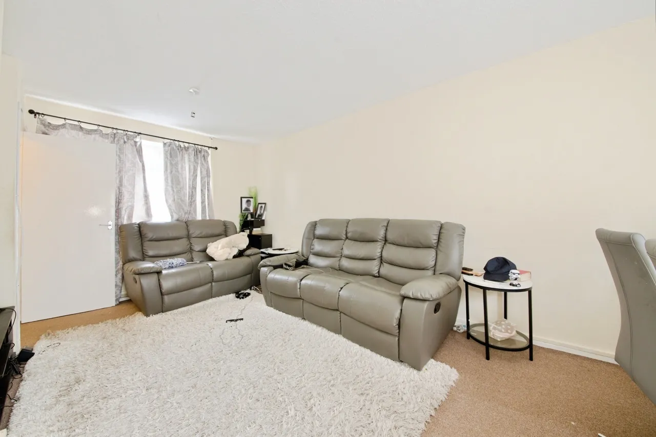 Montagu Road, London, N9, photo 5