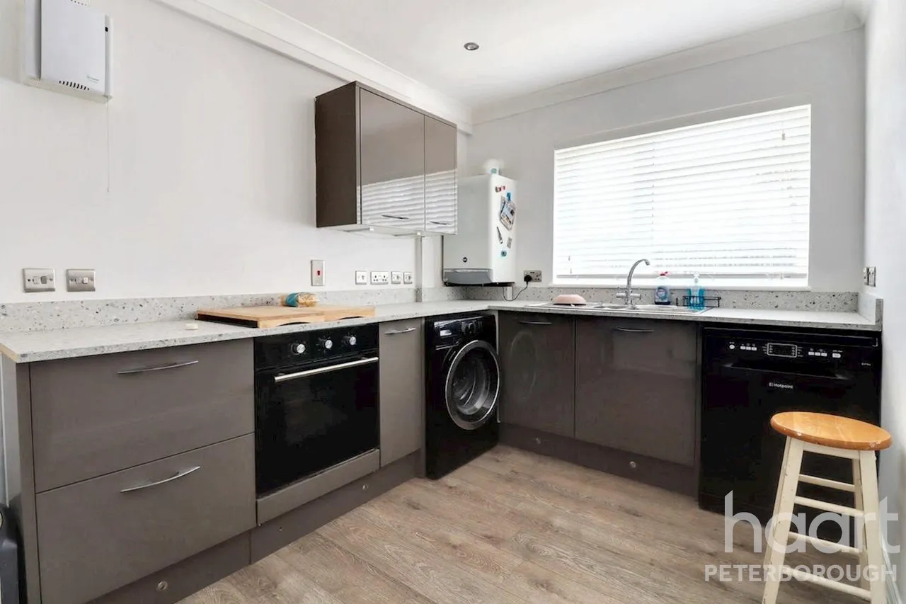 Flore Close, Westwood, PE3, photo 5