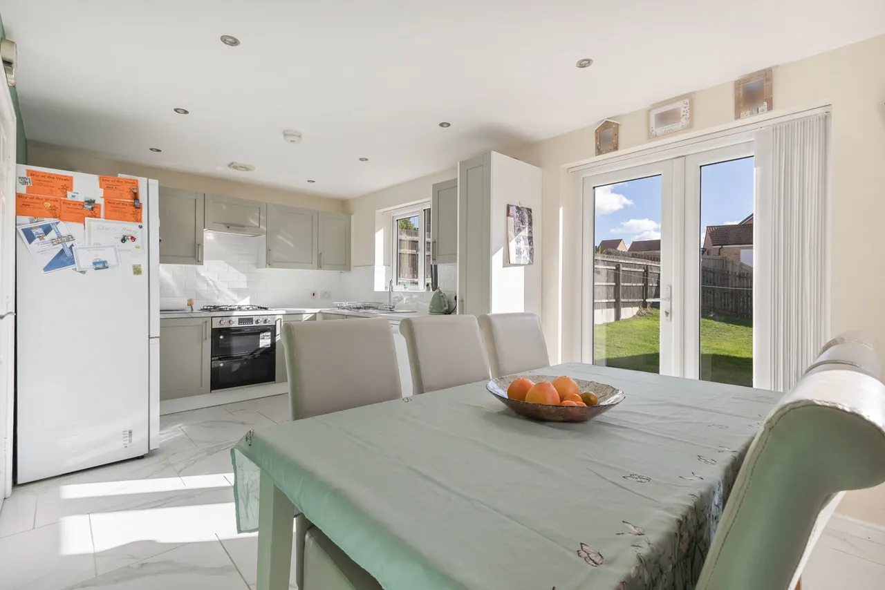 Pineberry Way, Knottingley, photo 7