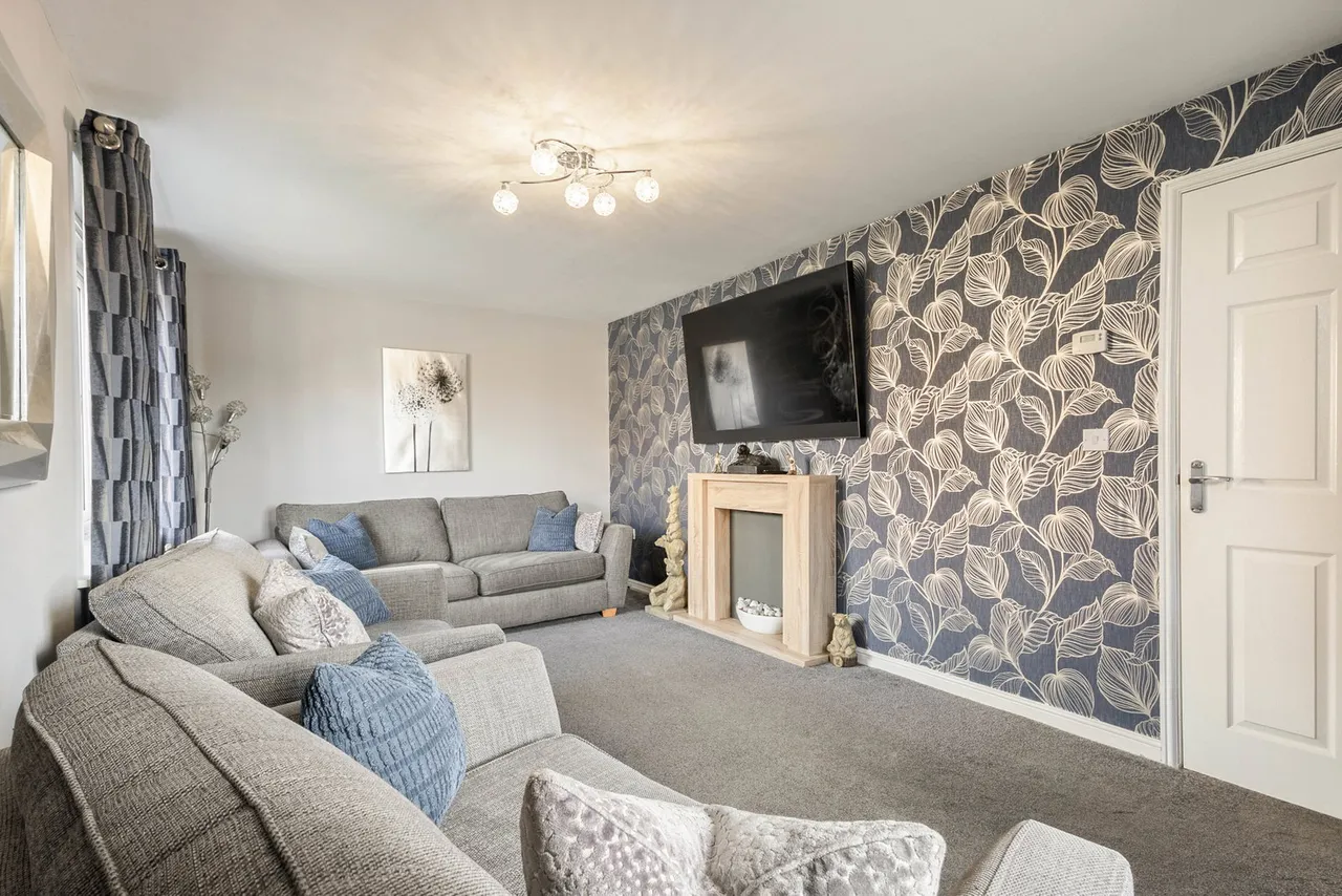 Pineberry Way, Knottingley, photo 5