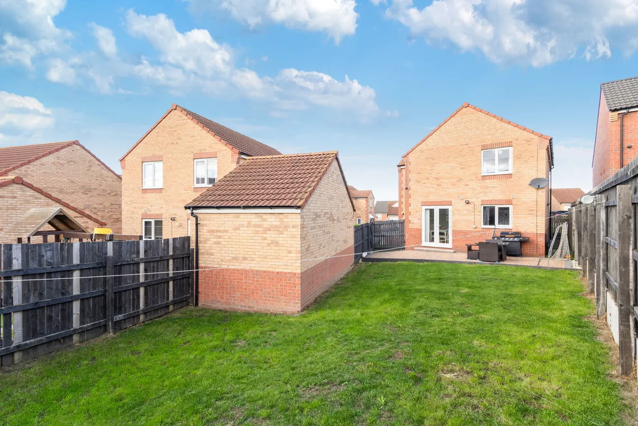 Pineberry Way, Knottingley, photo 23