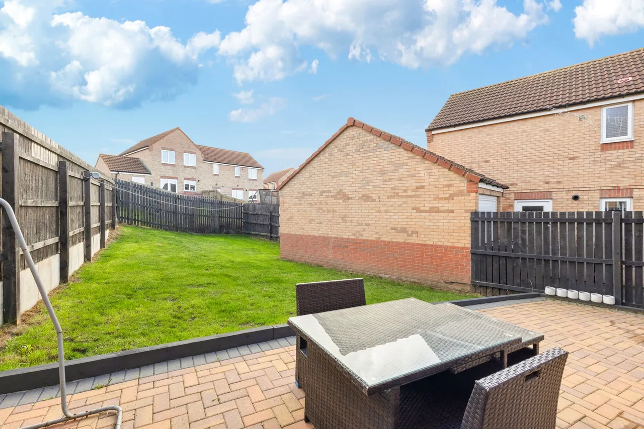 Pineberry Way, Knottingley, photo 22