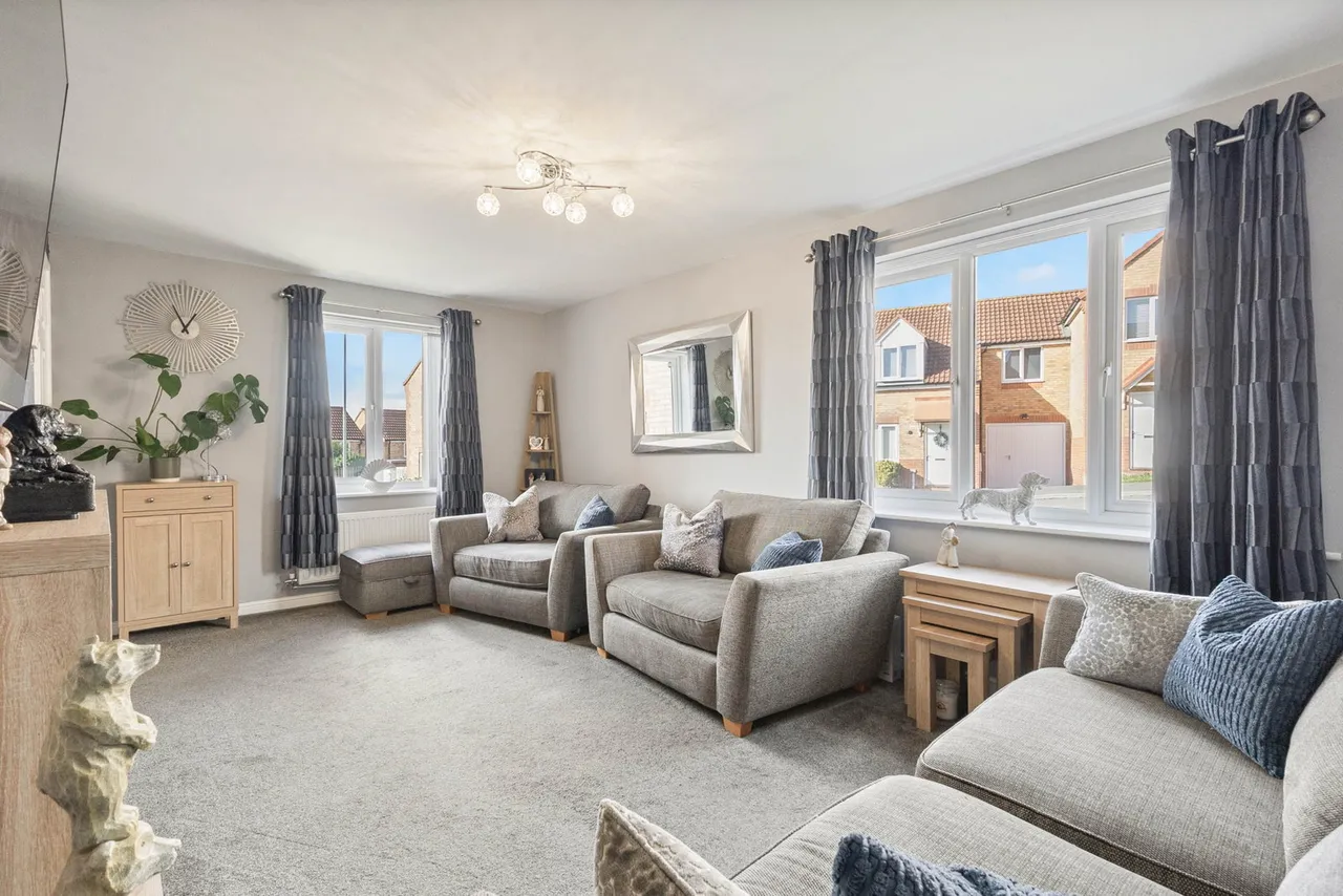 Pineberry Way, Knottingley, photo 4