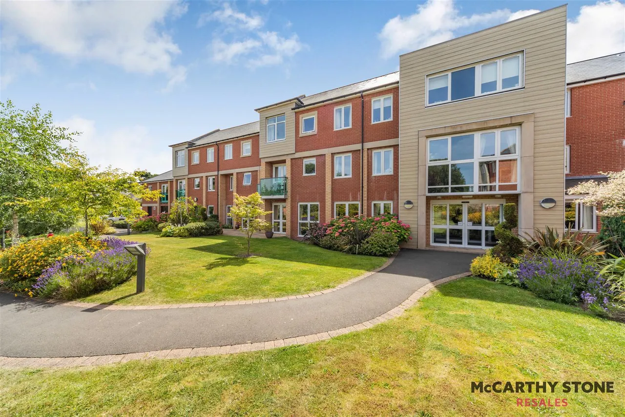 North Road, Ponteland, NE20, photo 19