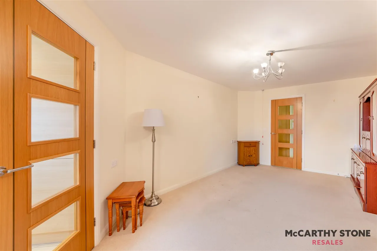 North Road, Ponteland, NE20, photo 8