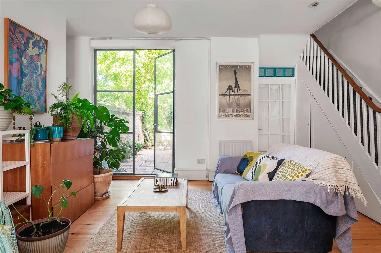 Highbury Quadrant, London, N5 2TE, photo 6