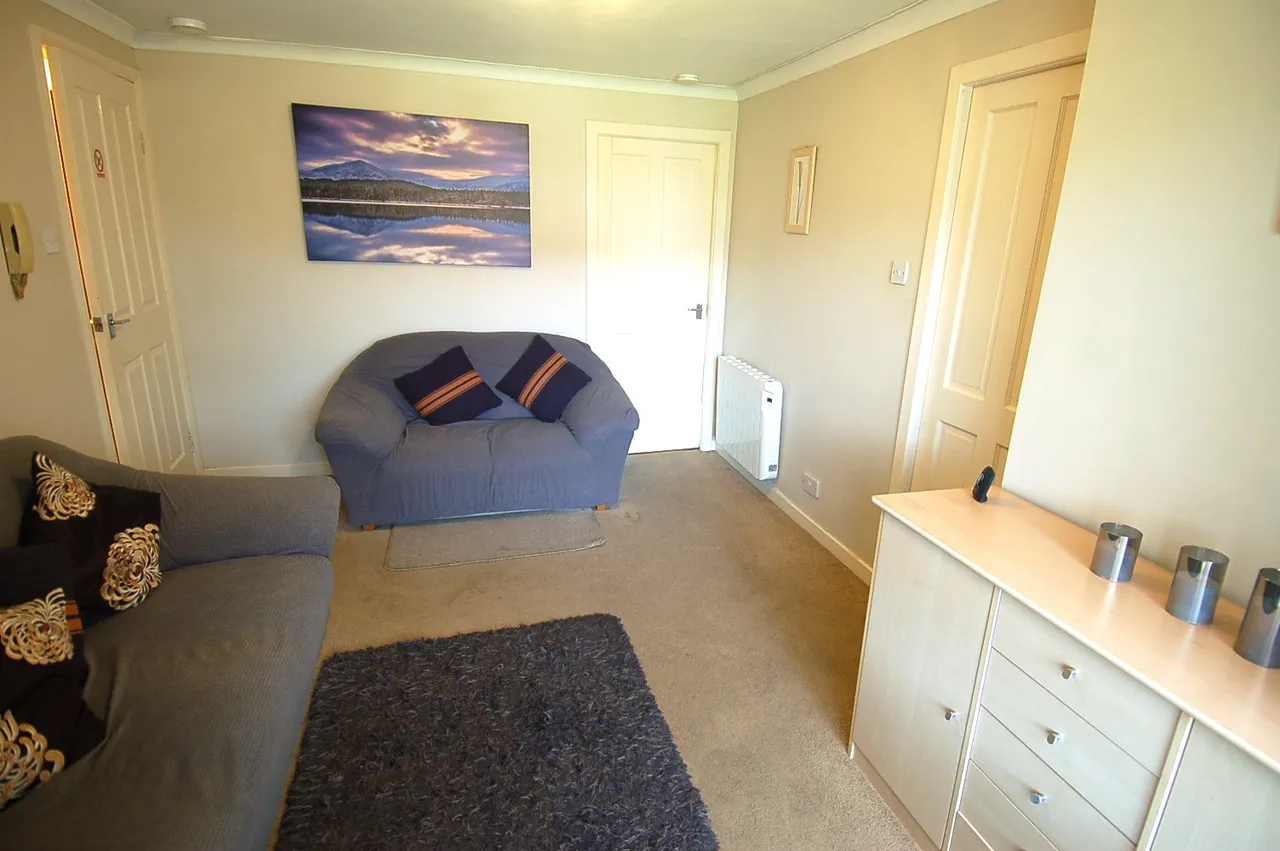 Maurice Avenue, Braehead, FK7, photo 5