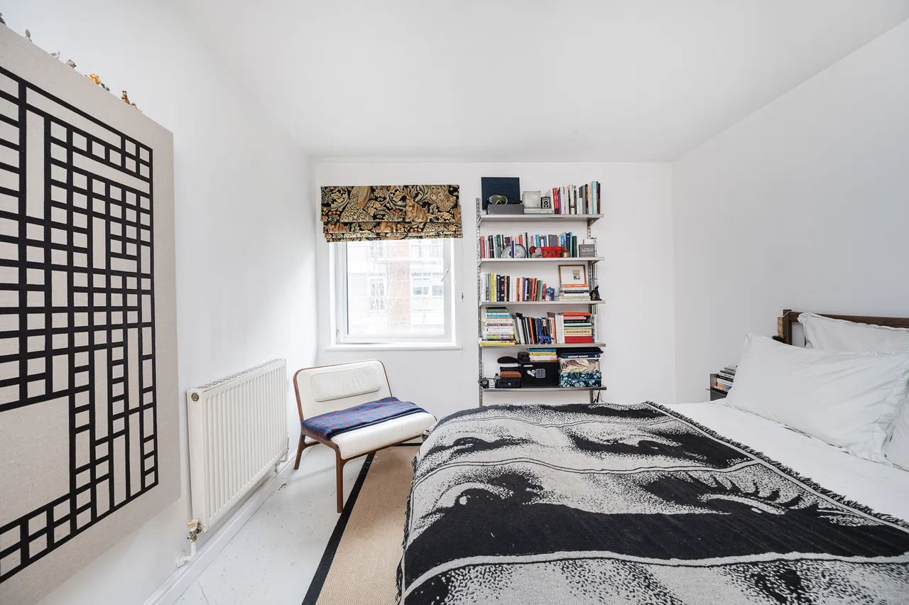 Flat 15, 50 Hacon Square, Richmond Road, London, photo 3