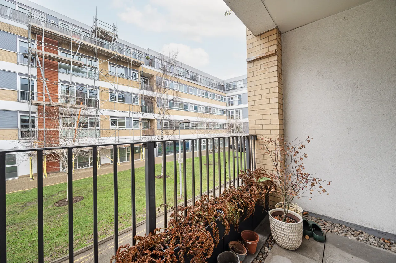 Flat 15, 50 Hacon Square, Richmond Road, London, photo 9