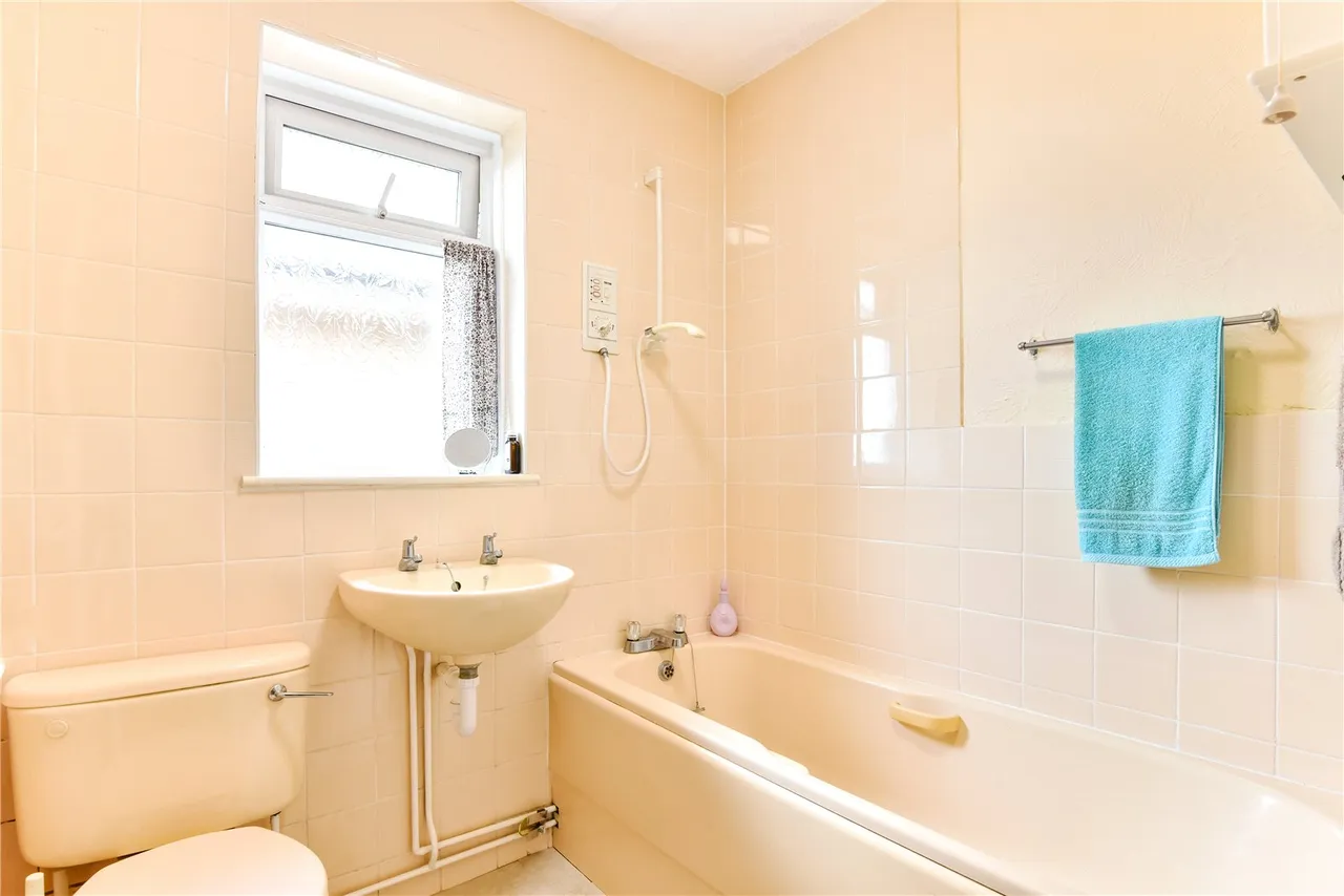 Old Salts Farm Road, Lancing, BN15, photo 7