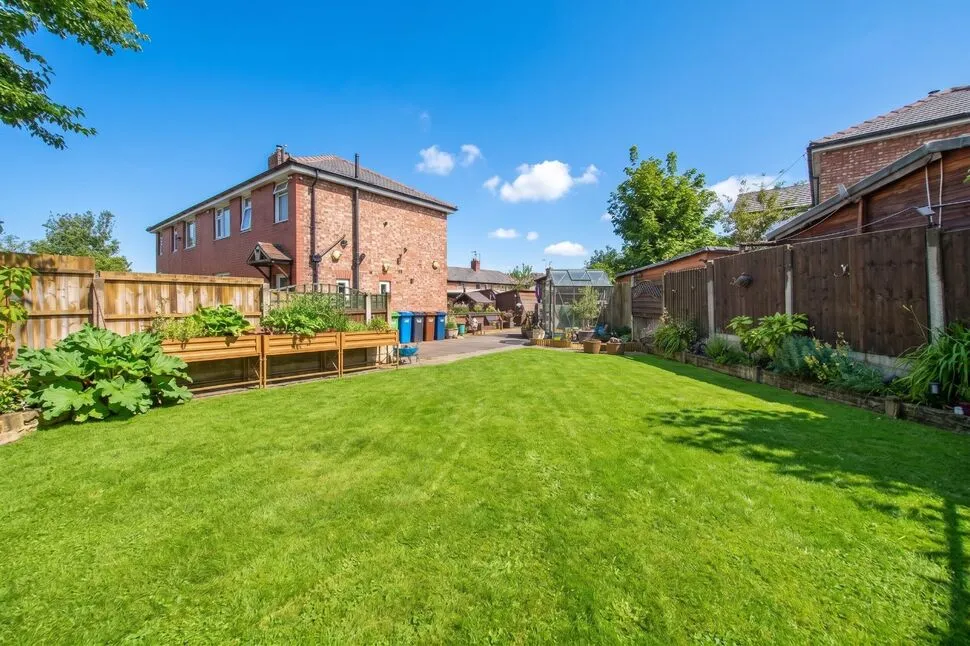 Acacia Crescent, Wigan, WN6, photo 21