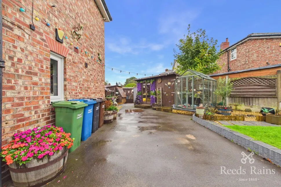 Acacia Crescent, Wigan, WN6, photo 14