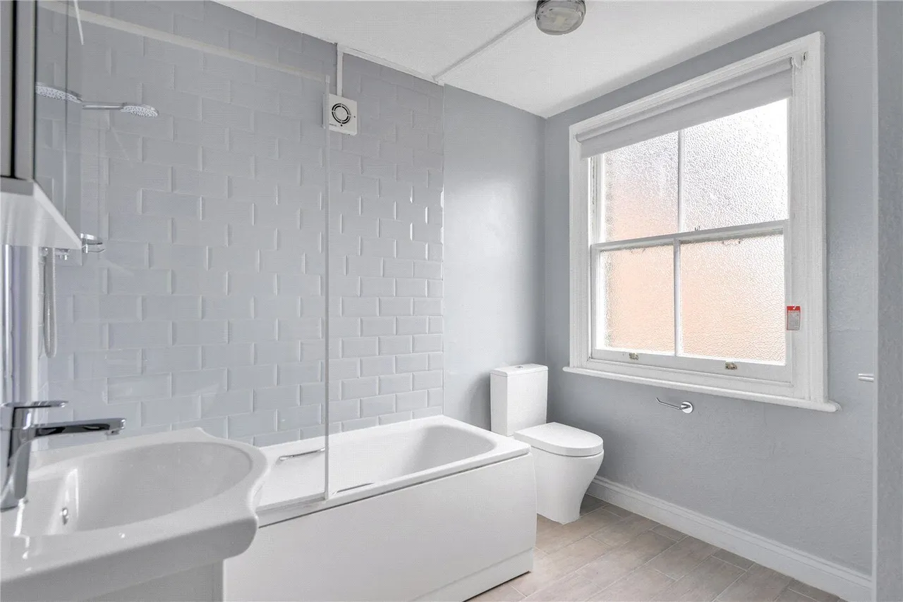 Lewisham Way, London, SE14, photo 9