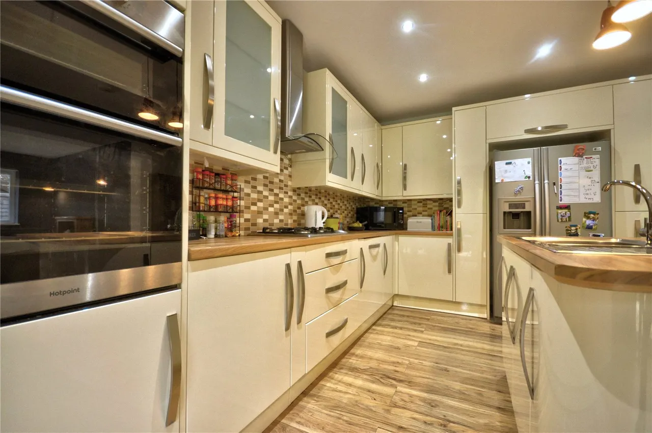 Wheeler Lane, Witley, GU8, photo 12