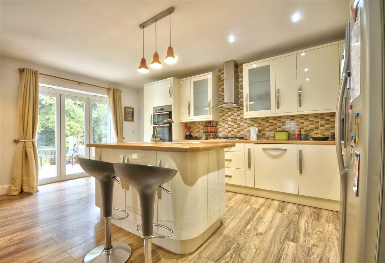 Wheeler Lane, Witley, GU8, photo 11