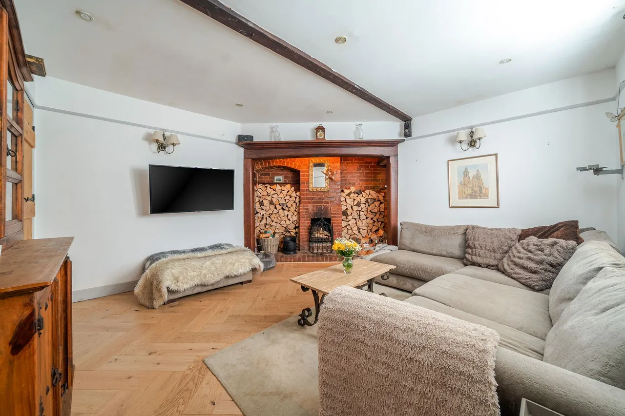 Haslemere Road, Brook, GU8, photo 3