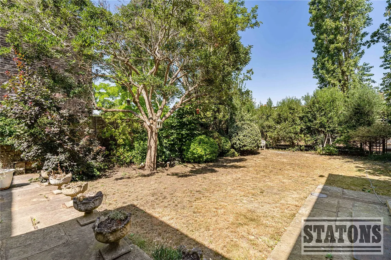Chase Side, Enfield, EN2 6NL, photo 32