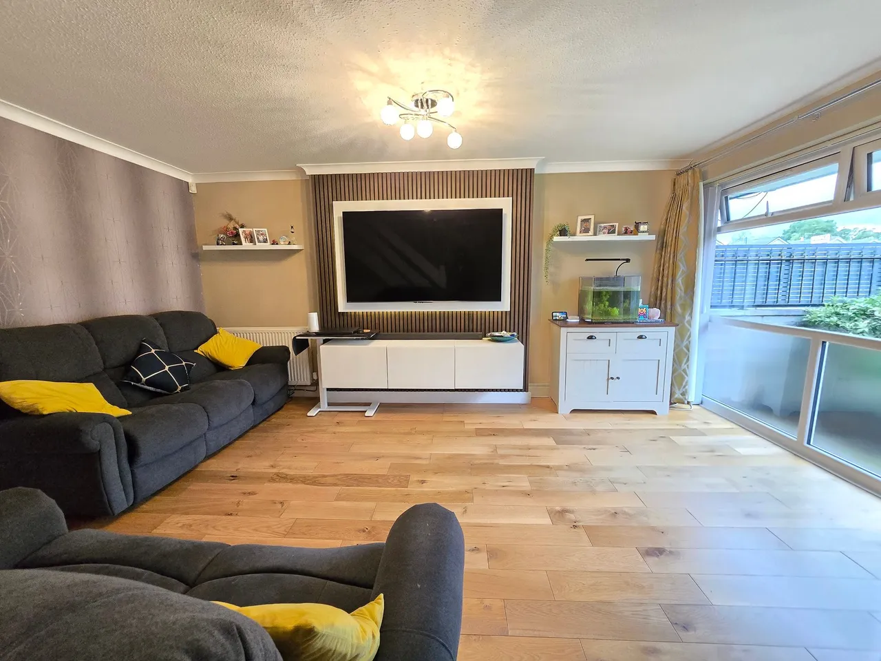 Redesmere Close, Altrincham, photo 5
