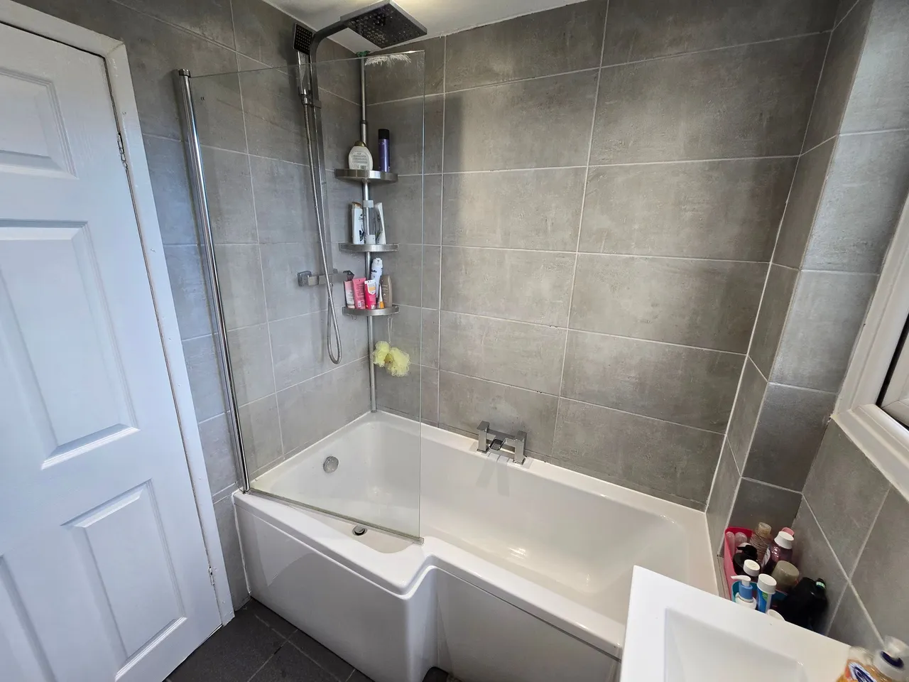 Redesmere Close, Altrincham, photo 14