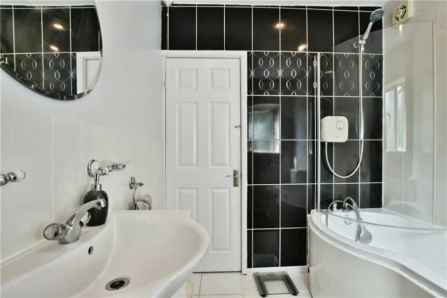 Dorrington Road, STOCKPORT, Cheshire, SK3, photo 11