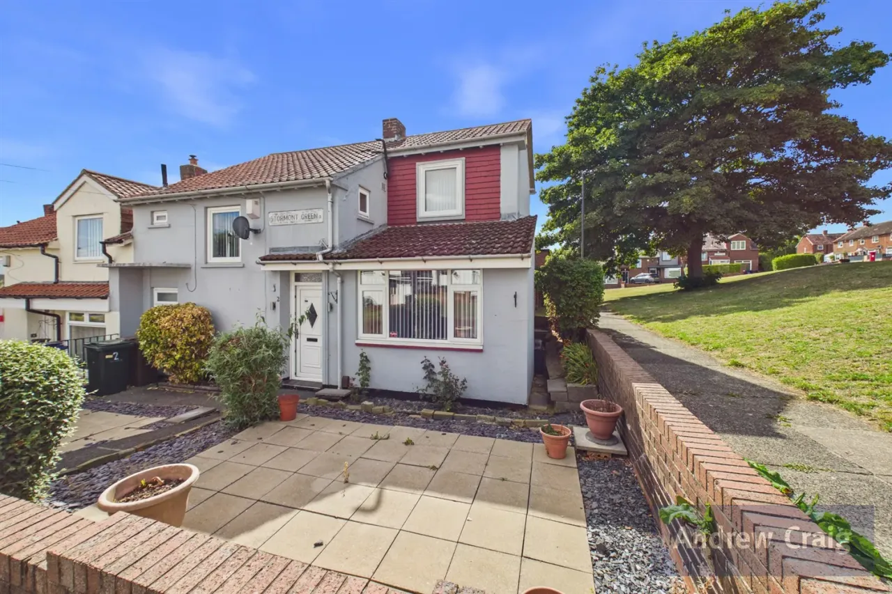 2 bed house for sale, Stormont Green, Kenton, NE3