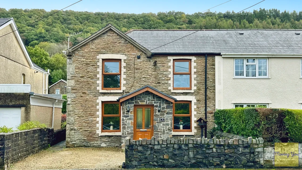 3 bed house for sale — Lon Hir, Pontardawe, Swansea