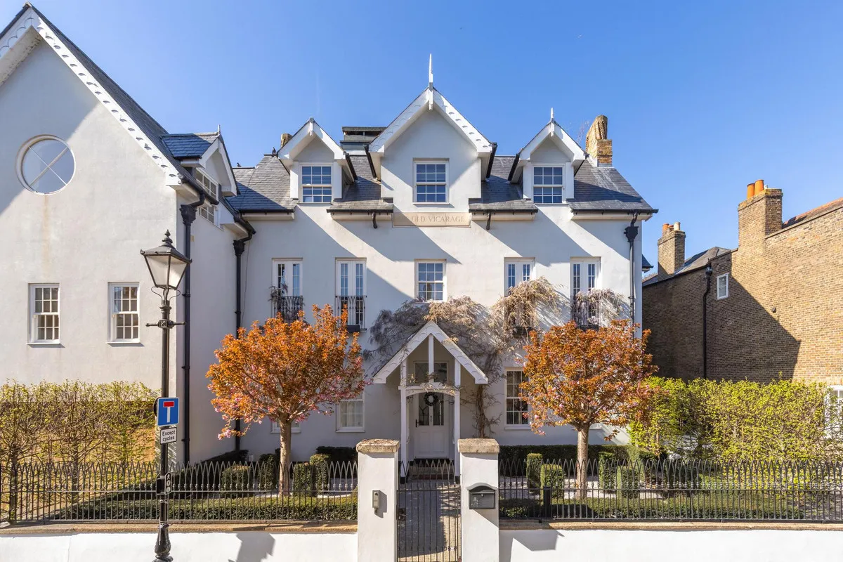 6 bed house for sale, Church Street, Isleworth, TW7